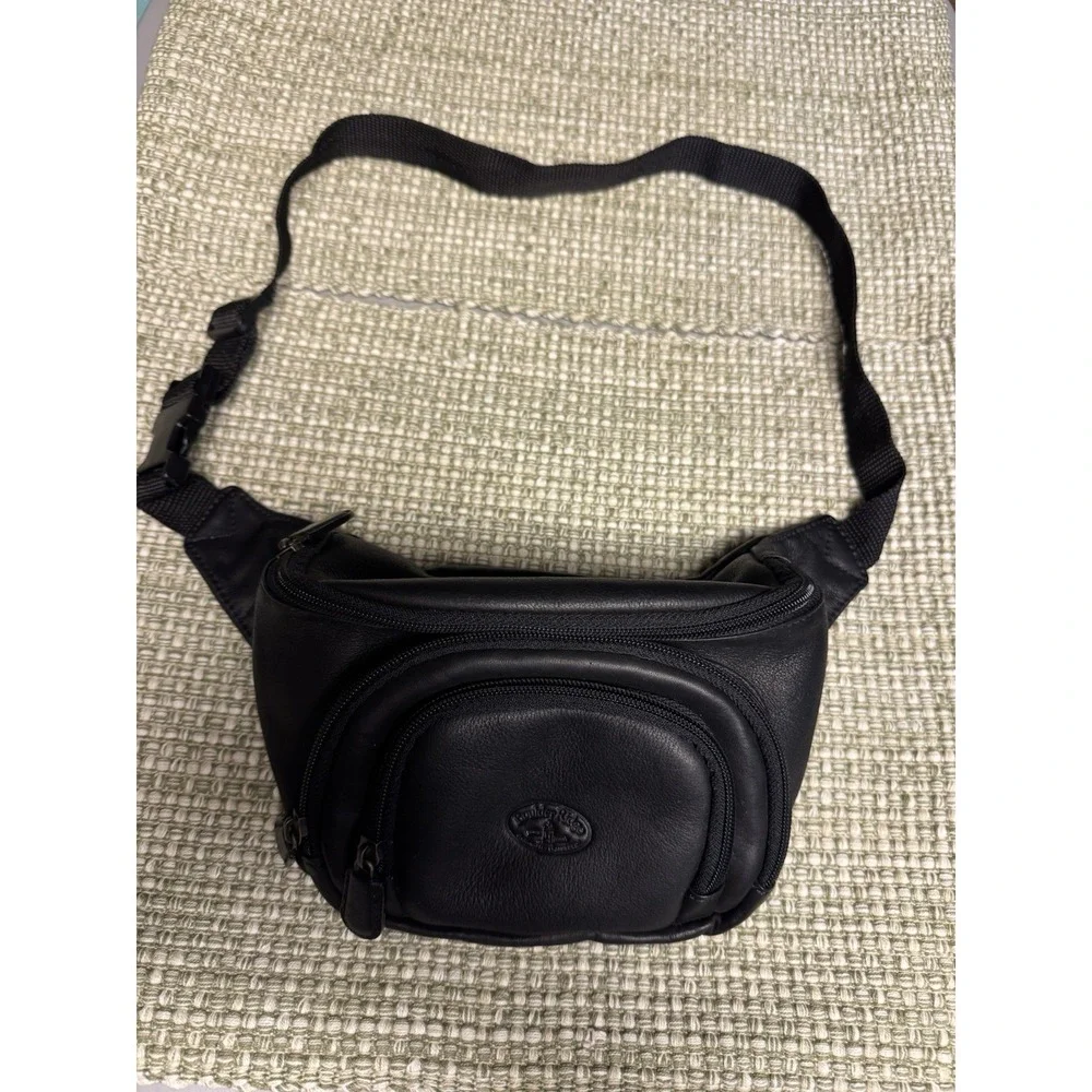 Boulder Ridge 3 Zippered Pouch‎ Belt Bag In Black Leather With Adjustable Strap